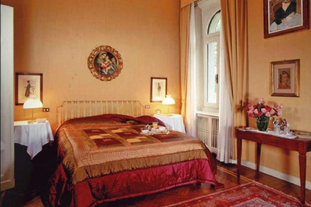 Villa V Brescia Zimmer foto